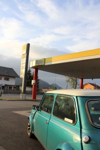 Rover Mini Xn in Reutte- Tankstelle 1